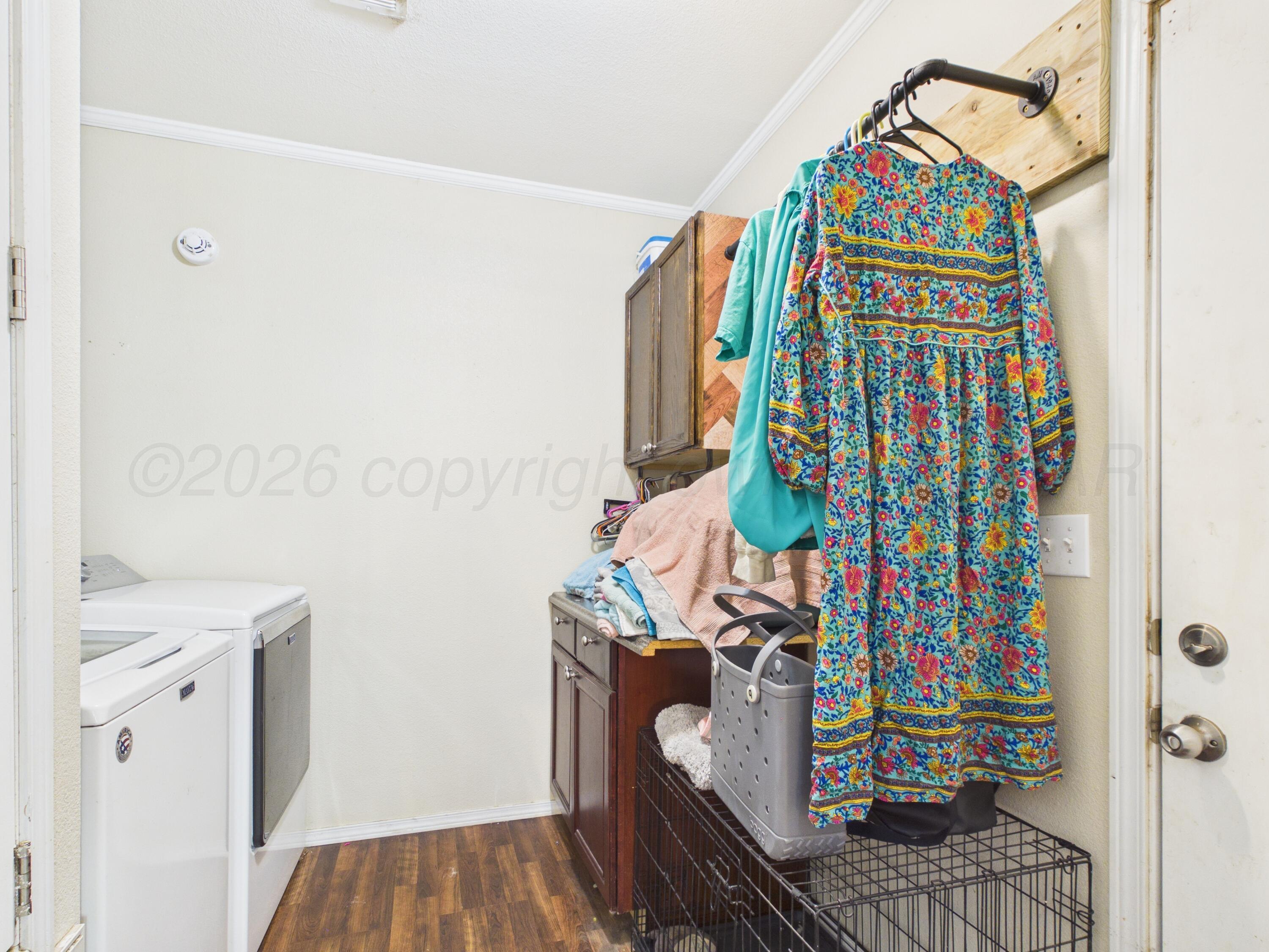 816 West Maple White Deer, TX 79097 - Photo 19 of 32 Utility Room