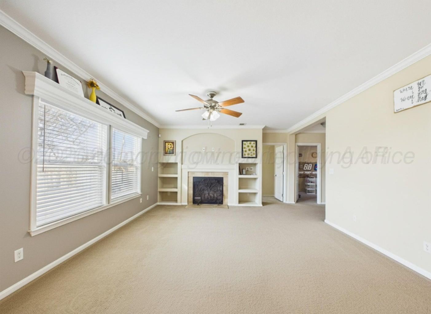 816 West Maple White Deer, TX 79097 - Photo 2 of 32 Second Living Room