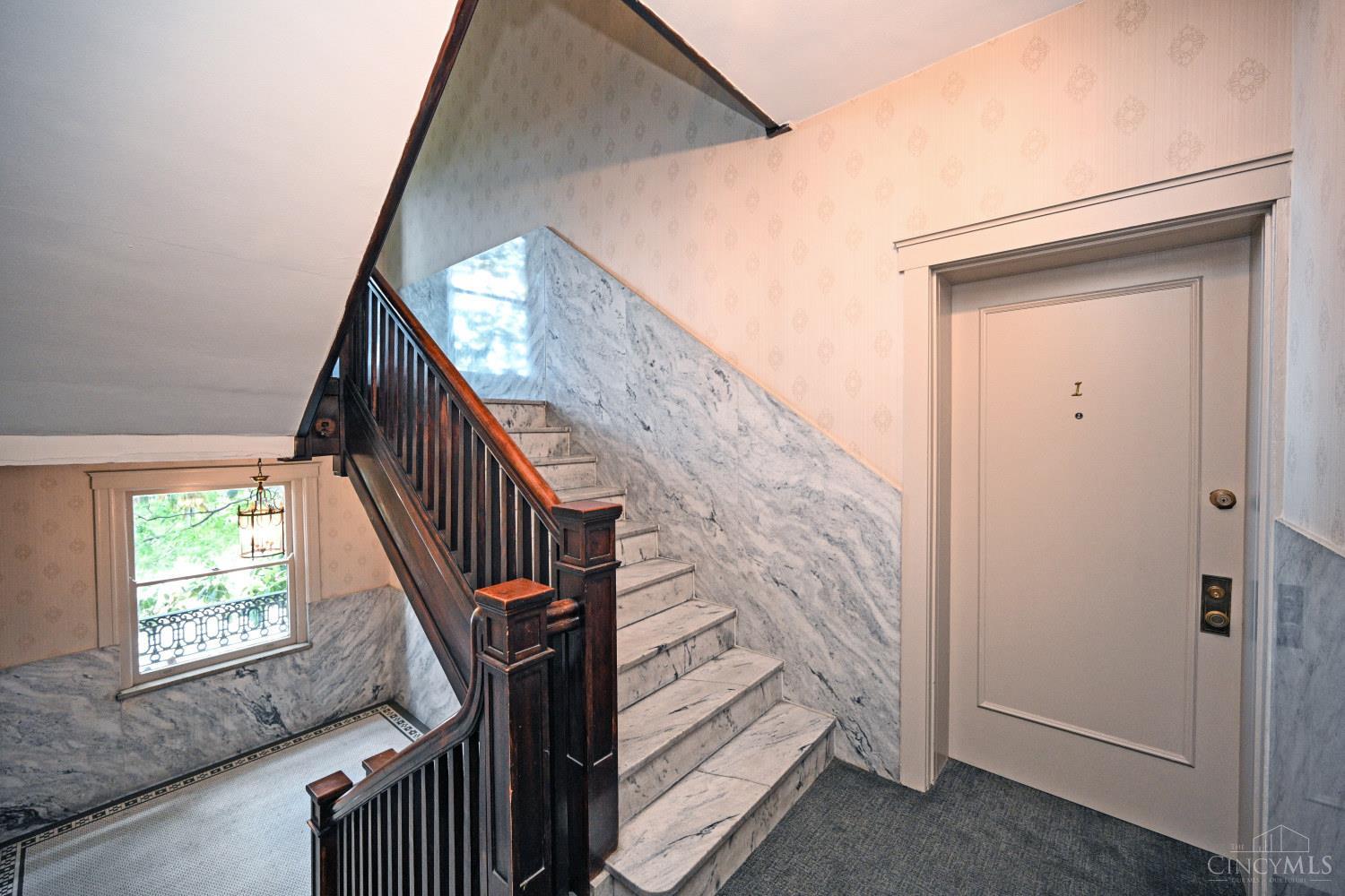 2138 Madison Road, Unit I Cincinnati, OH 45208 - Photo 9 of 41