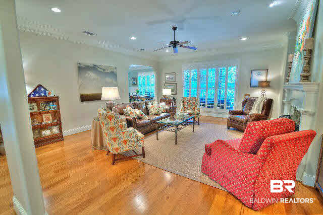 320 Cumberland Road Fairhope, AL 36532 - Photo 4 of 24 Living Room