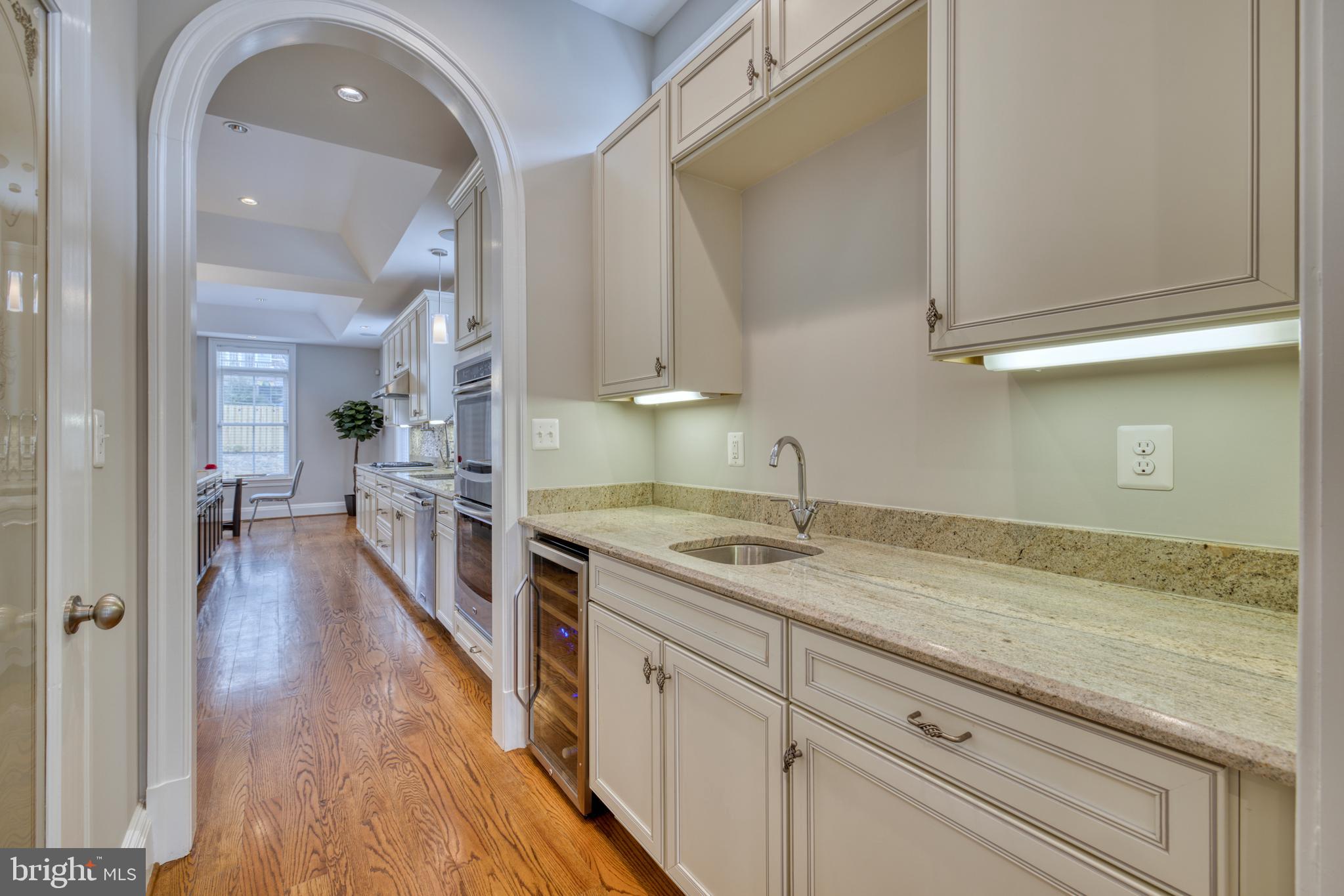 211 West Cameron Road Falls Church, VA 22046 - Photo 14 of 62 Gallery Image 14