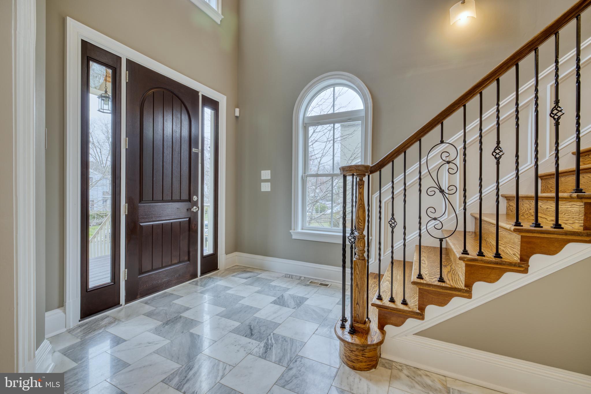 211 West Cameron Road Falls Church, VA 22046 - Photo 5 of 62 Gallery Image 5