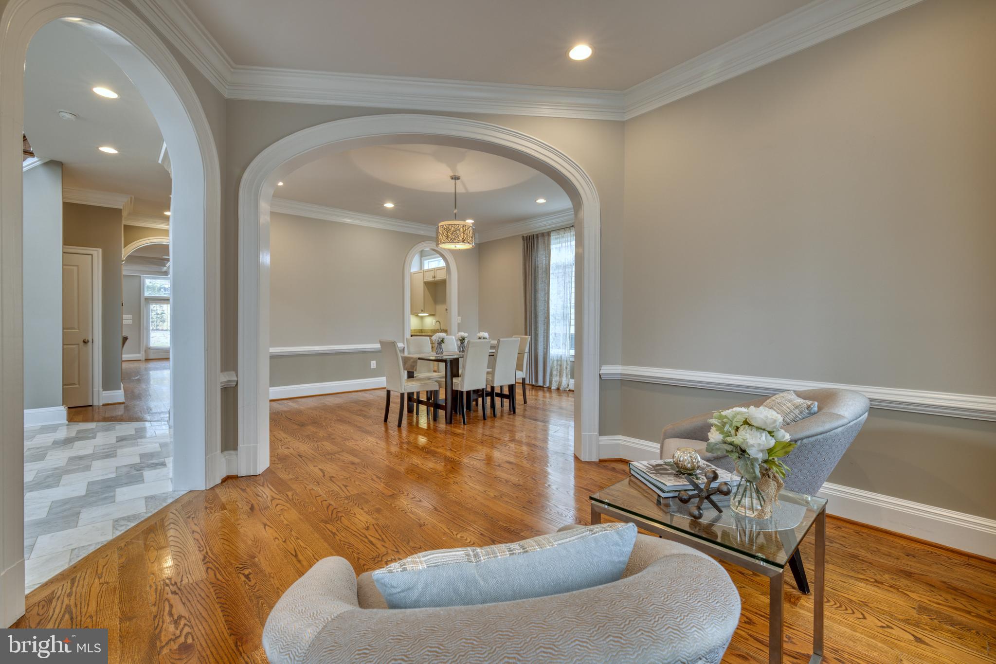 211 West Cameron Road Falls Church, VA 22046 - Photo 8 of 62 Gallery Image 8