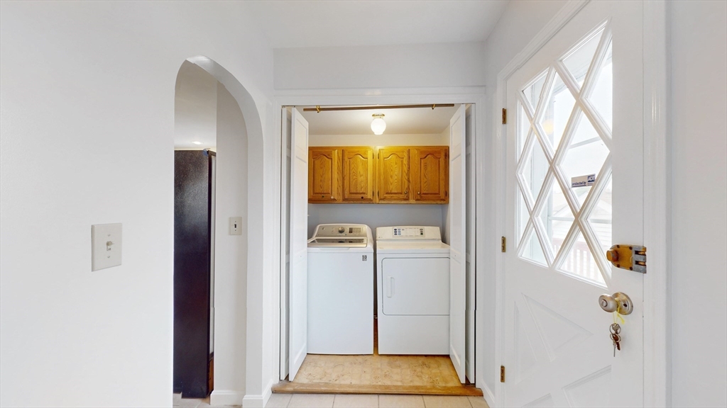 39 Prospect Street Quincy, MA 02171 - Photo 7 of 29 Gallery Image 7