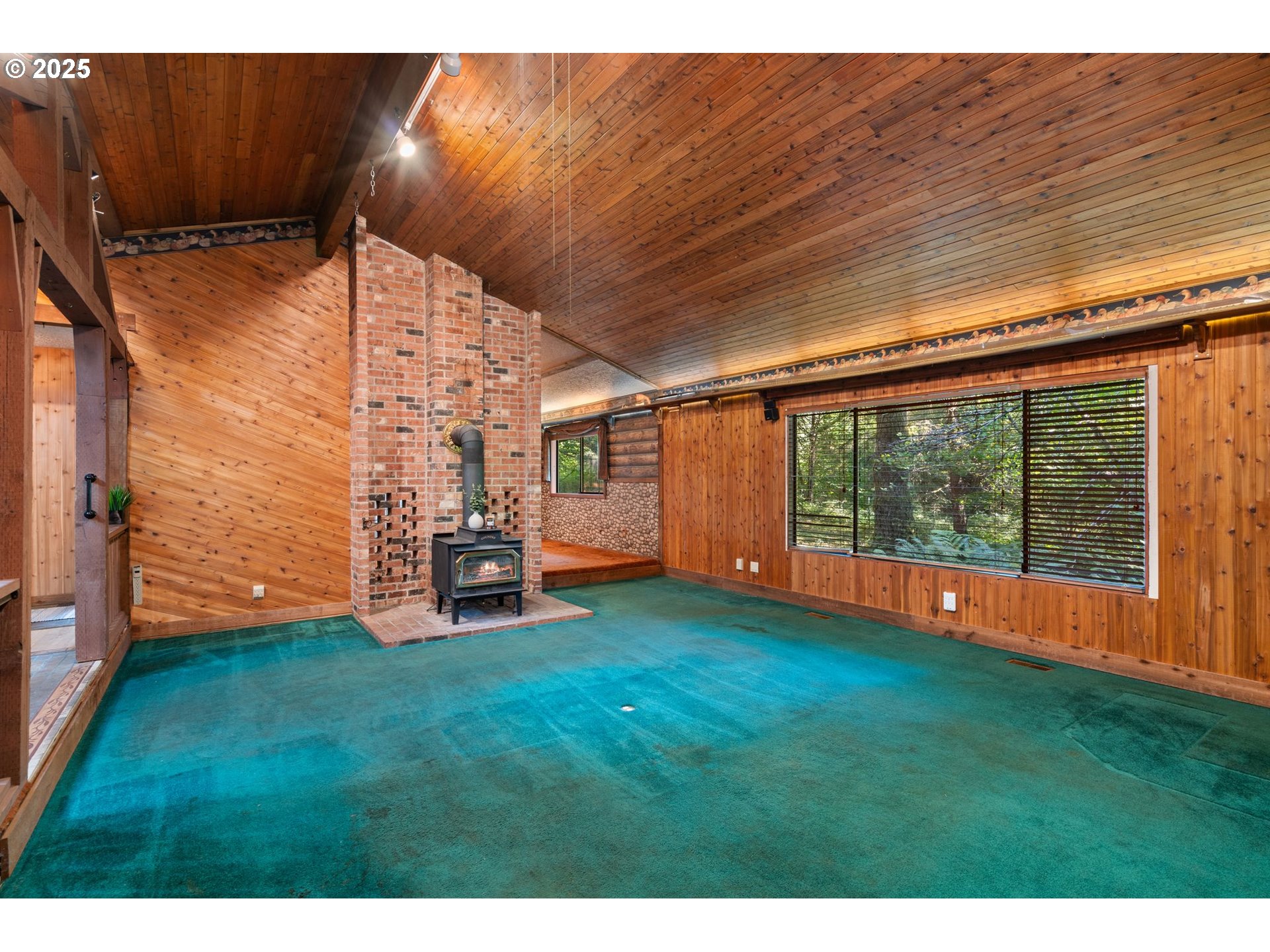 182 Yule Road Washougal, WA 98671 - Photo 9 of 48 Living Room