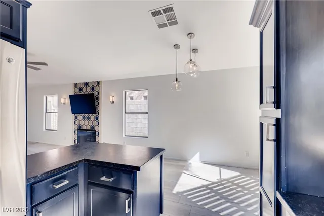 $2,399 | 2564 Spruce Creek Drive, Las Vegas, NV 89135