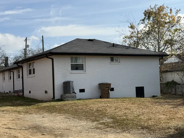 $1,325 | 1615 A 22nd Avenue North, Unit 1, Nashville, TN 37208
