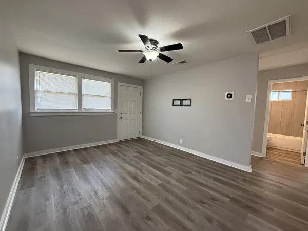 $1,325 | 1615 A 22nd Avenue North, Unit 1, Nashville, TN 37208