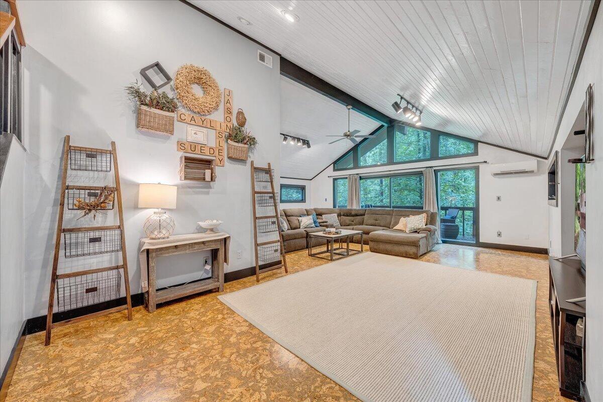 6227 Saddleridge Road Roanoke, VA 24018 - Photo 28 of 86 07-MIB08552