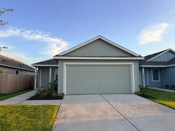 $187,990 | 1306 Charlotte Way, Wharton, TX 77488