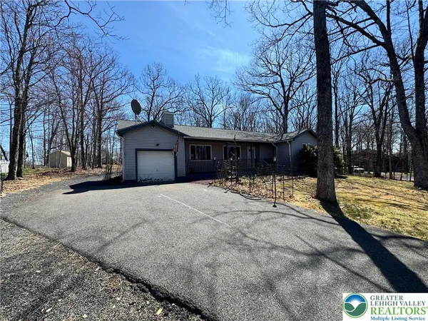 $210,000 | 217 Bindale Road, Tamiment, PA 18371
