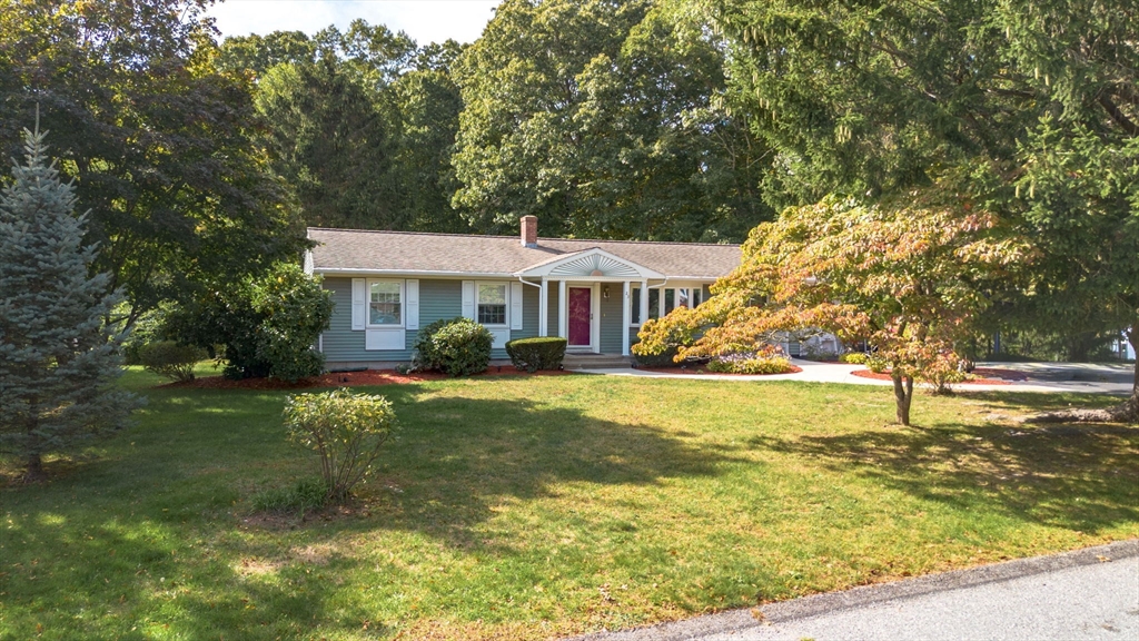 23 Colonial Way Rehoboth, MA 02769 - Photo 1 of 37