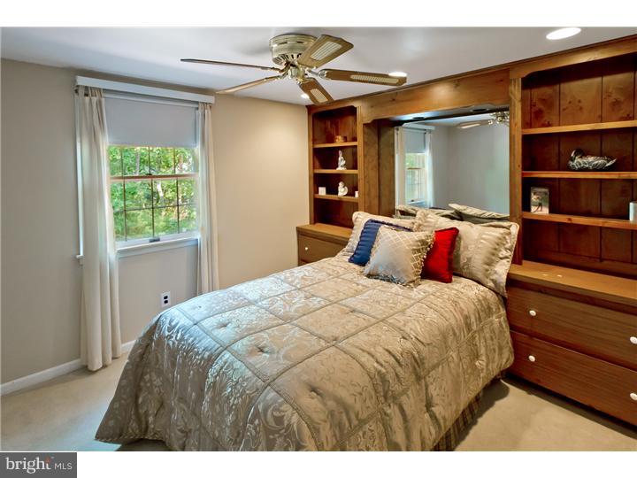 538 Kettle Run Road Evesham, NJ 08053 - Photo 14 of 25 Bedroom 3