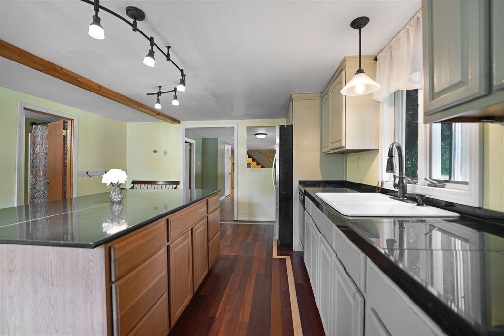 48 Chace Road Freetown, MA 02717 - Photo 4 of 25 Gallery Image 4