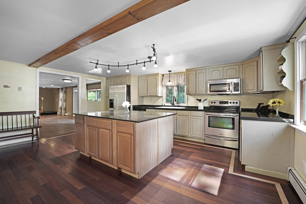 48 Chace Road Freetown, MA 02717 - Photo 5 of 25 Gallery Image 5