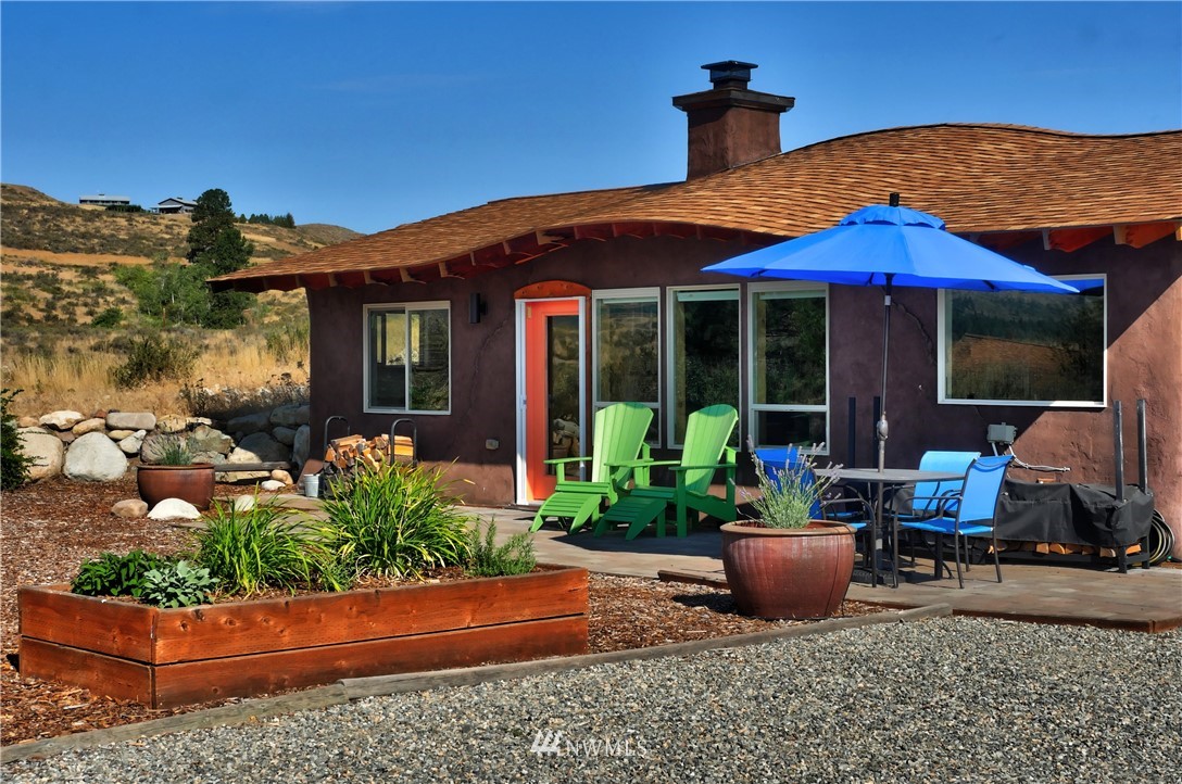 77 West Chewuch Road Winthrop, WA 98862 - Photo 1 of 39 Gallery Image 1