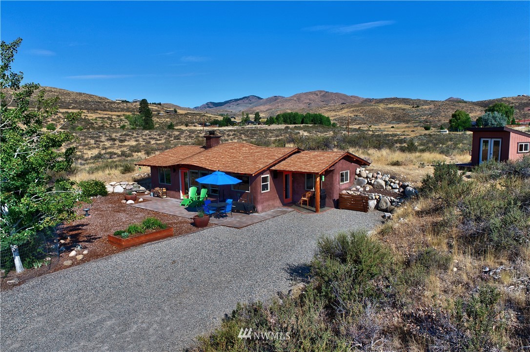 77 West Chewuch Road Winthrop, WA 98862 - Photo 2 of 39 Gallery Image 2