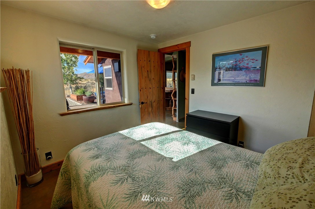 77 West Chewuch Road Winthrop, WA 98862 - Photo 11 of 39 Gallery Image 11