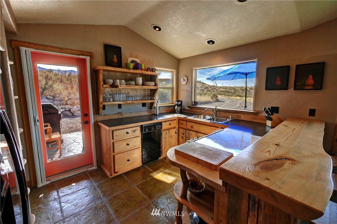 77 West Chewuch Road Winthrop, WA 98862 - Photo 20 of 39 Gallery Image 20