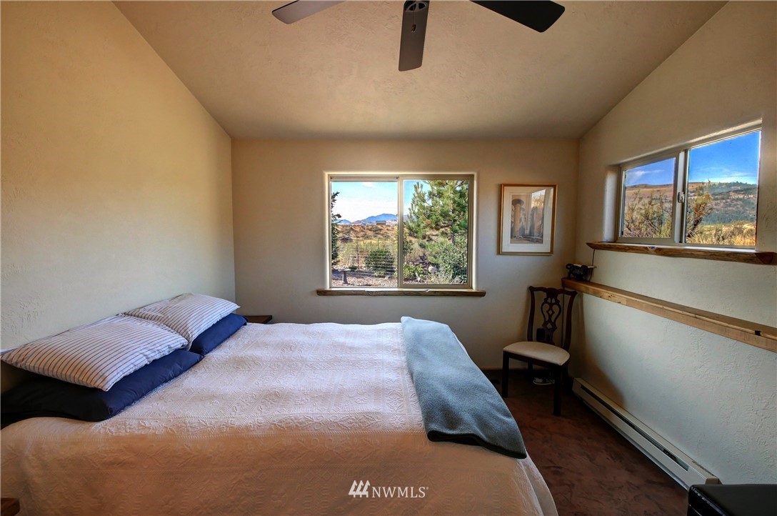 77 West Chewuch Road Winthrop, WA 98862 - Photo 33 of 39 Gallery Image 33