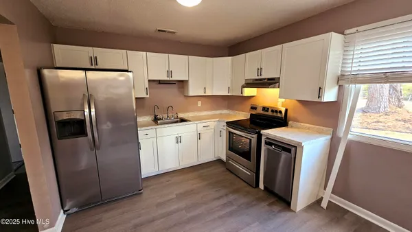 $1,450 | 215 Shamrock Drive, Jacksonville, NC 28540