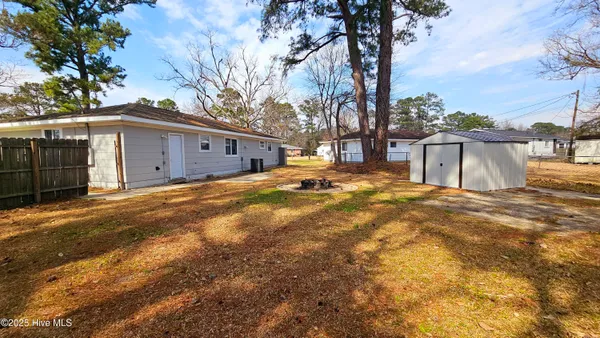 $1,450 | 215 Shamrock Drive, Jacksonville, NC 28540