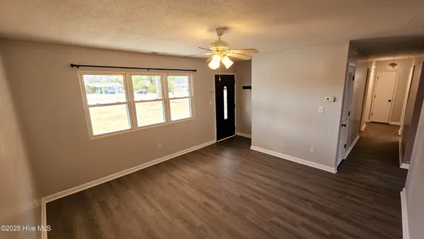 $1,450 | 215 Shamrock Drive, Jacksonville, NC 28540