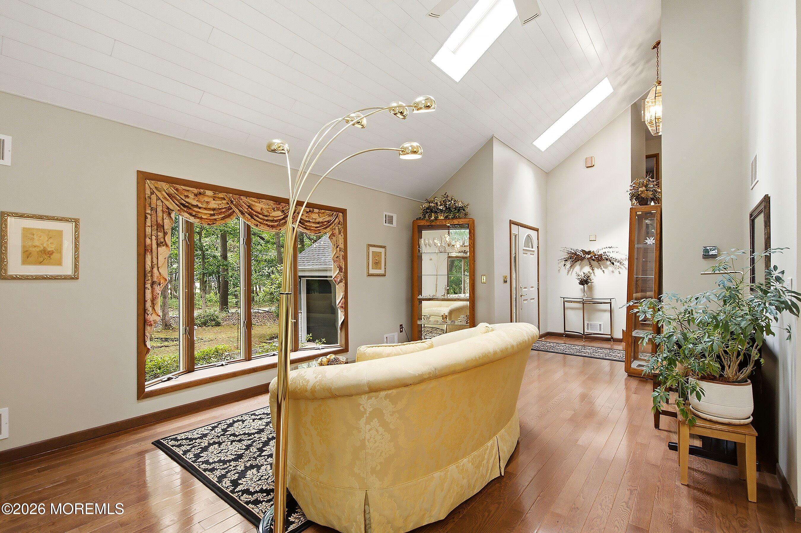 3214 County Rte 547 Manchester Township, NJ 08759 - Photo 12 of 36 06-Living 1B