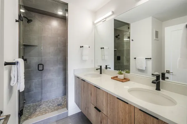 $1,199,000 | 930 Blue River Parkway, Unit 631, Silverthorne, CO 80498