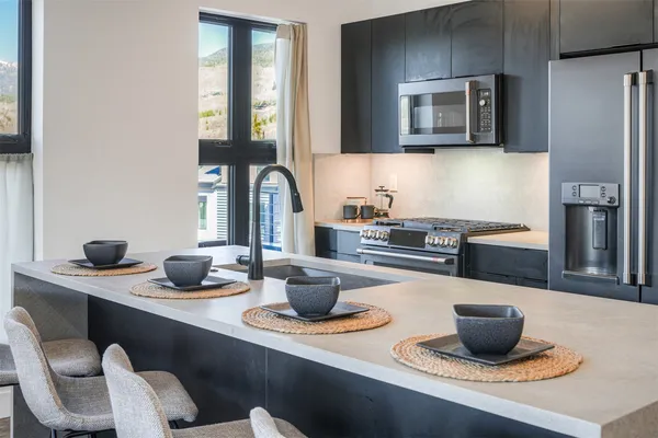 $1,199,000 | 930 Blue River Parkway, Unit 631, Silverthorne, CO 80498