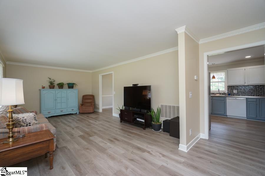 6 Cunningham Road Taylors, SC 29687 - Photo 7 of 35