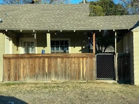 a view of a house with a outdoor space