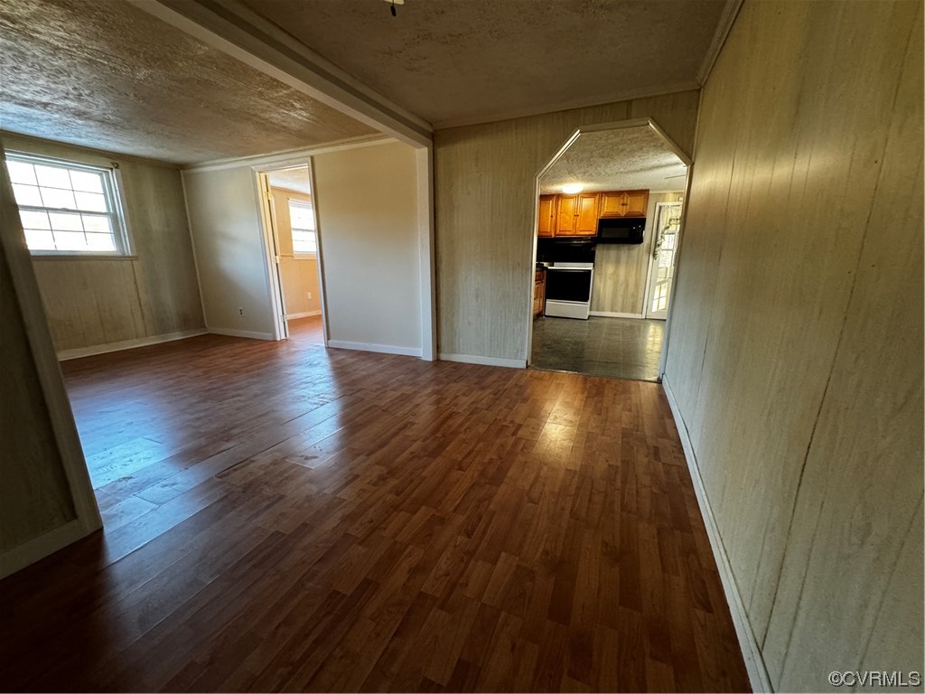 17096 Courtney Road Hanover, VA 23069 - Photo 9 of 27 a view of gallery with wooden floor