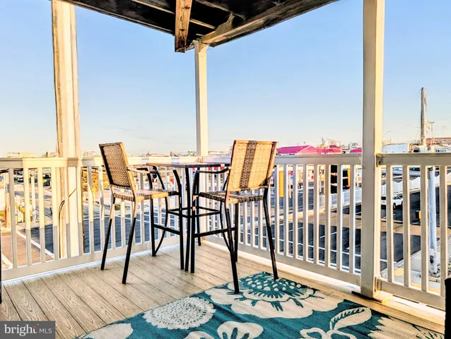 $289,900 | 5104 Coastal Highway, Unit 207N, Ocean City, MD 21842