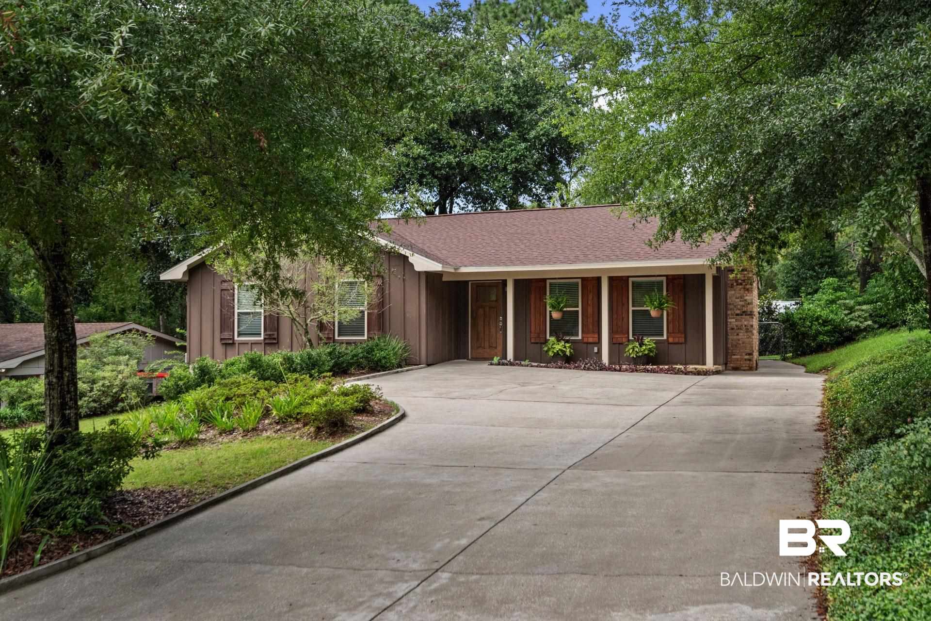 409 Rosa Avenue Fairhope, AL 36532 - Photo 1 of 31 street view