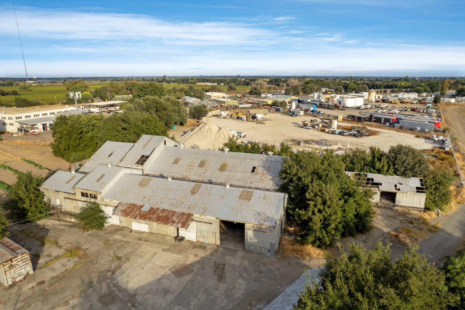 14371 Race Track Road Walnut Grove, CA 95690 - Photo 20 of 88 a view of a city with an ocean