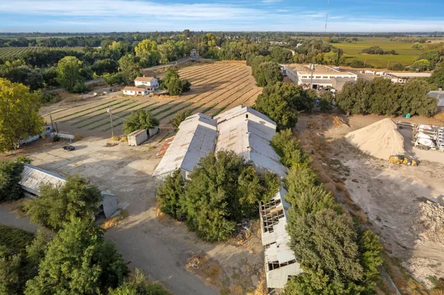 $1,100,000 | 14371 Race Track Road, Walnut Grove, CA 95690