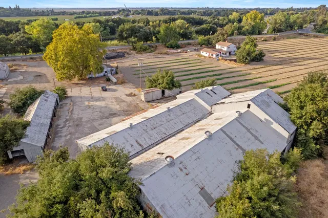 $1,100,000 | 14371 Race Track Road, Walnut Grove, CA 95690