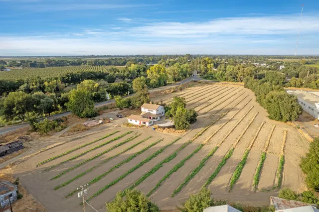 $1,100,000 | 14371 Race Track Road, Walnut Grove, CA 95690