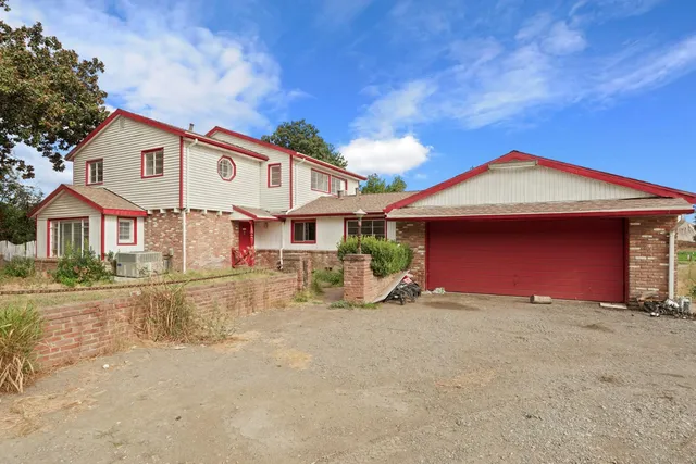 $1,100,000 | 14371 Race Track Road, Walnut Grove, CA 95690