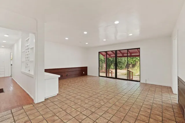 $1,100,000 | 14371 Race Track Road, Walnut Grove, CA 95690