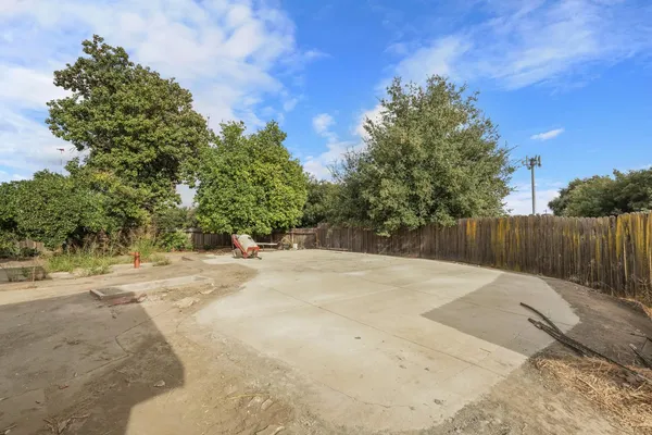 $1,100,000 | 14371 Race Track Road, Walnut Grove, CA 95690