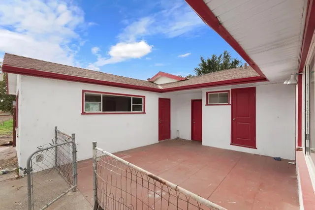 $1,100,000 | 14371 Race Track Road, Walnut Grove, CA 95690