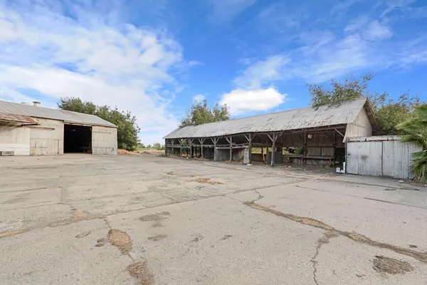 $1,100,000 | 14371 Race Track Road, Walnut Grove, CA 95690