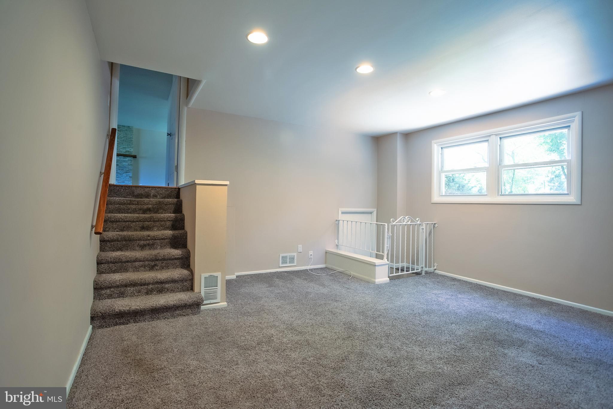 922 Beverly Road Jenkintown, PA 19046 - Photo 17 of 33 Family Room