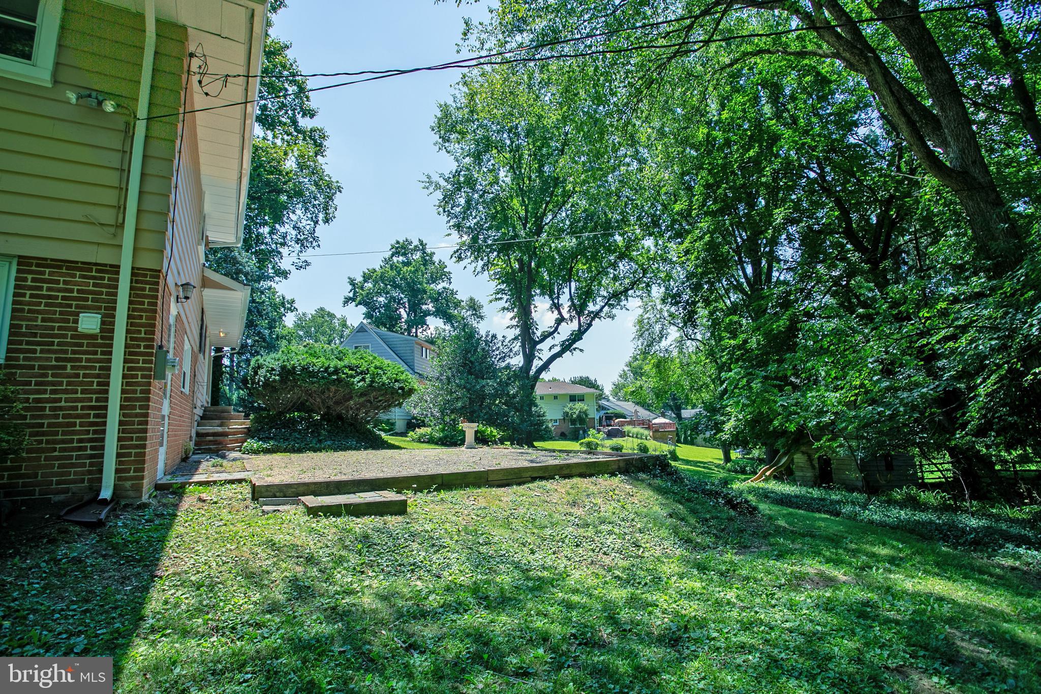 922 Beverly Road Jenkintown, PA 19046 - Photo 24 of 33 Exterior Side
