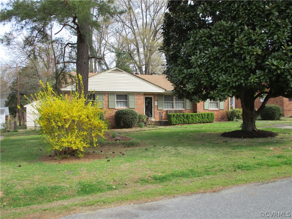 7702 Merrick Road Henrico, VA 23294 - Photo 3 of 37 Gallery Image 3