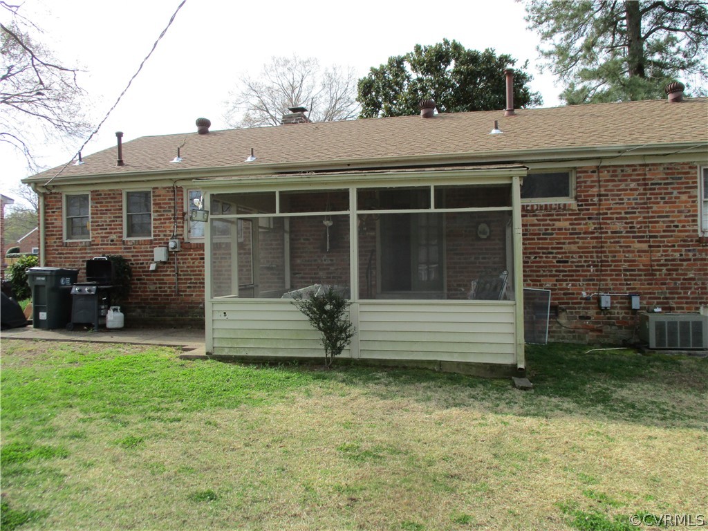 7702 Merrick Road Henrico, VA 23294 - Photo 8 of 37 Gallery Image 8