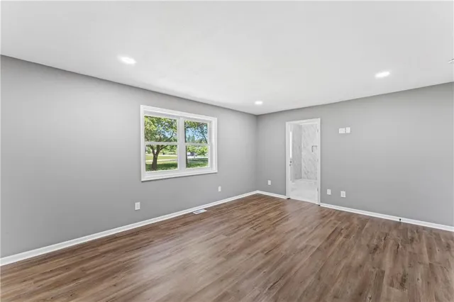 $385,000 | 2081 Willow Lane, Excelsior Springs, MO 64024