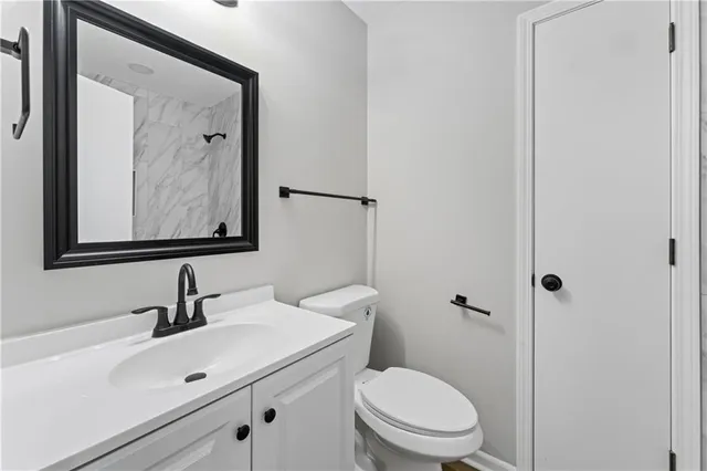 $385,000 | 2081 Willow Lane, Excelsior Springs, MO 64024